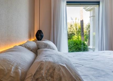 LUXURIOUS VILLA FOR SALE IN NUEVA ANDALUCIA