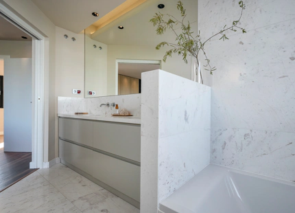 LUXURIOUS VILLA FOR SALE IN NUEVA ANDALUCIA