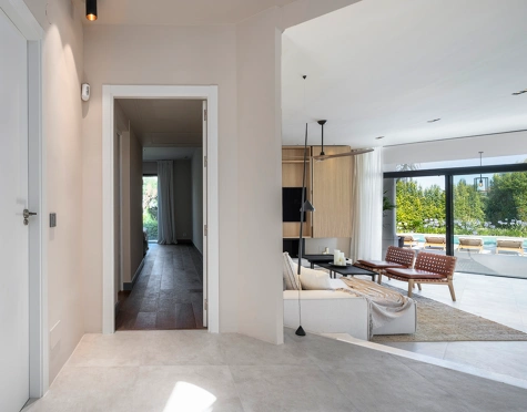 Villa for sale in Nueva Andalucia, Marbella