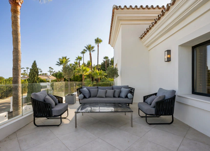 LUXURIOUS VILLA FOR SALE IN NUEVA ANDALUCIA