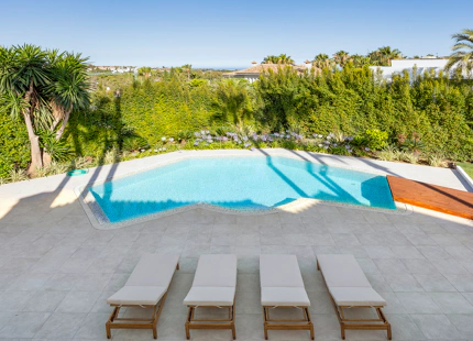 LUXURIOUS VILLA FOR SALE IN NUEVA ANDALUCIA