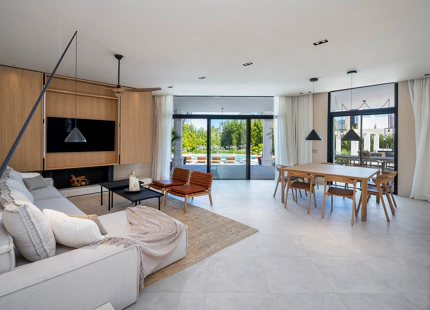 LUXURIOUS VILLA FOR SALE IN NUEVA ANDALUCIA