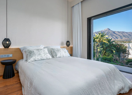 LUXURIOUS VILLA FOR SALE IN NUEVA ANDALUCIA