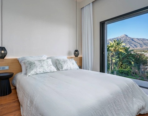 Villa for sale in Nueva Andalucia, Marbella