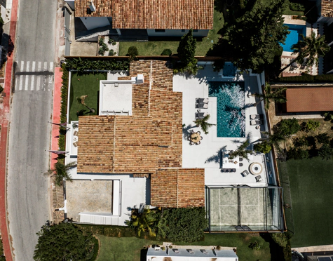 Villa for sale in Nueva Andalucia, Marbella