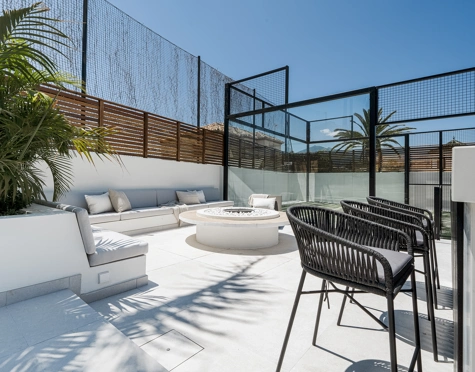 Villa for sale in Nueva Andalucia, Marbella