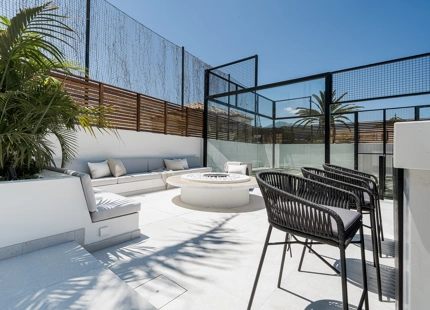LUXURIOUS AND MODERN VILLA FOR SALE IN NUEVA ANDALUCIA