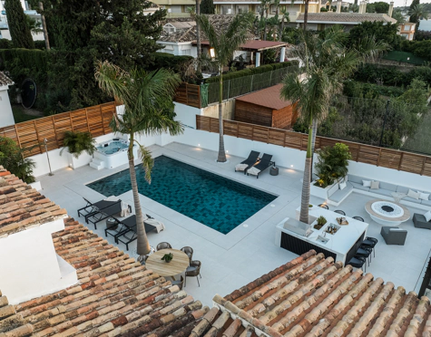Villa for sale in Nueva Andalucia, Marbella