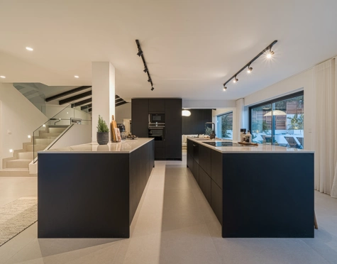 Villa for sale in Nueva Andalucia, Marbella