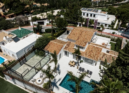 LUXURIOUS AND MODERN VILLA FOR SALE IN NUEVA ANDALUCIA