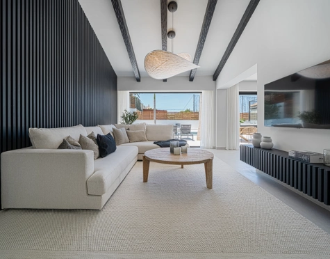 Villa for sale in Nueva Andalucia, Marbella