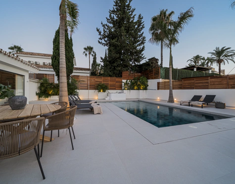 Villa for sale in Nueva Andalucia, Marbella