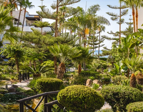 Apartment for sale in Marina Puente Romano, Marbella Golden Mile
