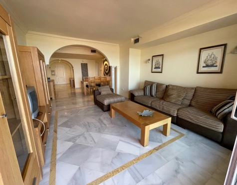Apartment for sale in Magna Marbella, Nueva Andalucia