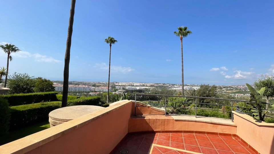 Apartamento en venta en Magna Marbella, Nueva Andalucia