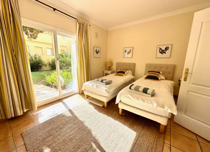 Ground Floor Apartment for sale in Rio Real, Marbella East