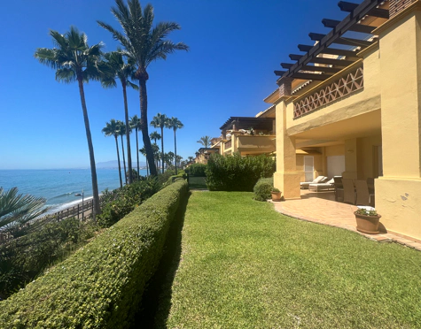 Ground Floor Apartment for sale in Rio Real, Marbella Este