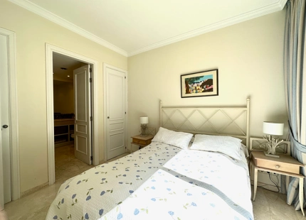 Ground Floor Apartment for sale in Rio Real, Marbella East