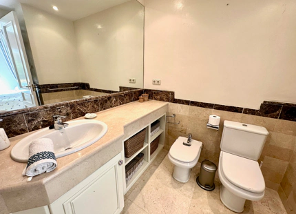 Ground Floor Apartment for sale in Rio Real, Marbella East