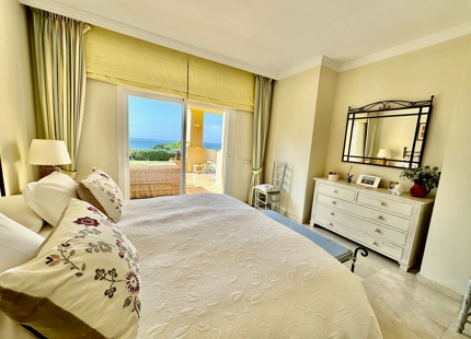 Ground Floor Apartment for sale in Rio Real, Marbella East