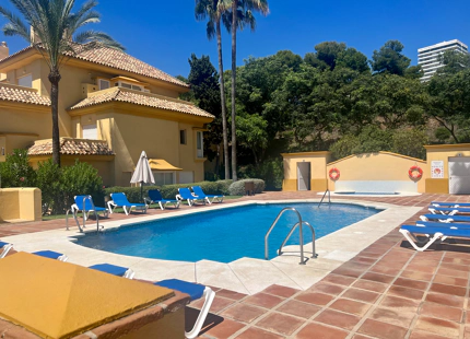 Ground Floor Apartment for sale in Rio Real, Marbella East