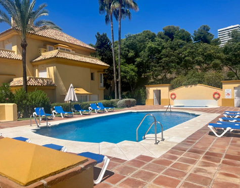 Ground Floor Apartment for sale in Rio Real, Marbella Este