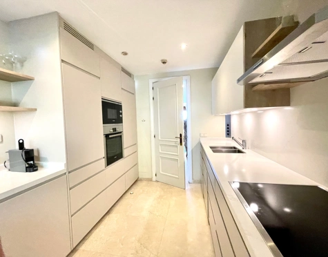 Ground Floor Apartment for sale in Rio Real, Marbella Este