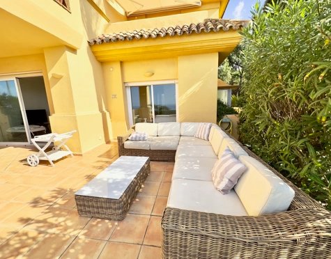 Ground Floor Apartment for sale in Rio Real, Marbella Este