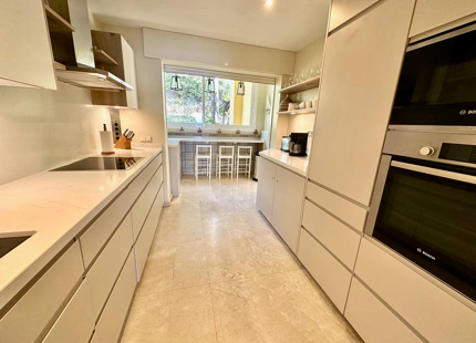 Ground Floor Apartment for sale in Rio Real, Marbella East