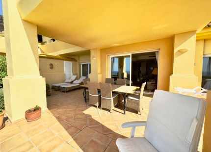 Ground Floor Apartment for sale in Rio Real, Marbella East