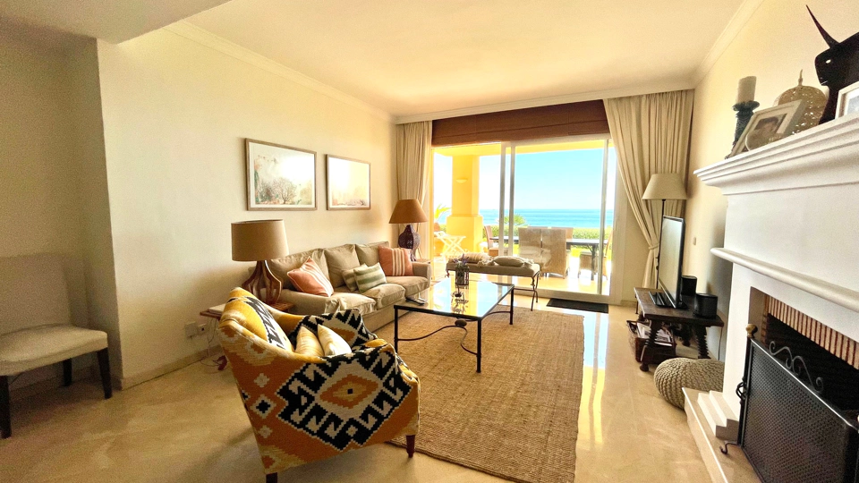 Ground Floor Apartment for sale in Rio Real, Marbella East