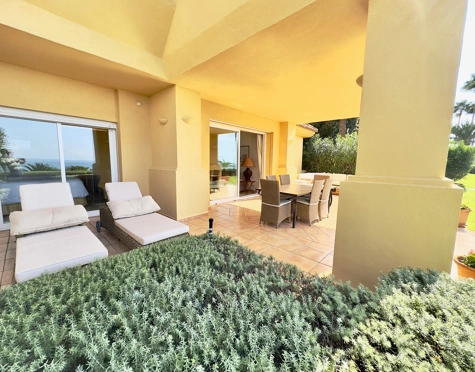 Ground Floor Apartment for sale in Rio Real, Marbella Este