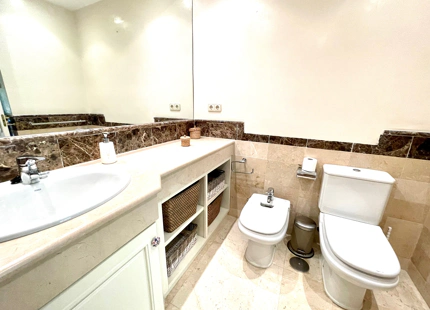 Ground Floor Apartment for sale in Rio Real, Marbella East