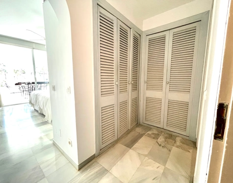 Penthouse for sale in Alcazaba Beach, Estepona East