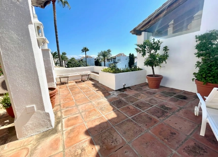 Ático en venta en Alcazaba Beach, Estepona Este