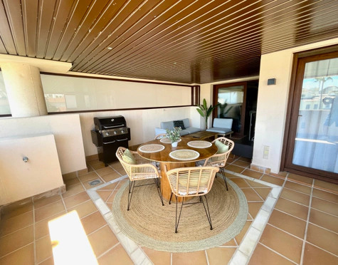 Apartment for sale in Bahia de la Plata, Estepona East