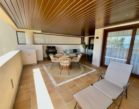 Apartment for sale in Bahia de la Plata, Estepona East