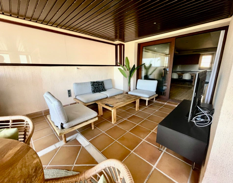Apartment for sale in Bahia de la Plata, Estepona East