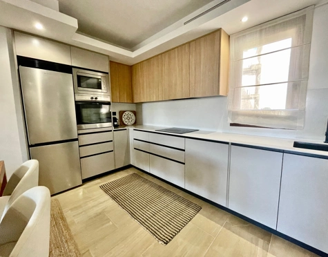 Apartment for sale in Bahia de la Plata, Estepona East
