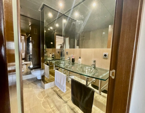 Apartment for sale in Bahia de la Plata, Estepona East