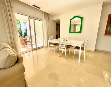 Ground Floor Apartment for sale in Alcazaba Beach, Estepona East