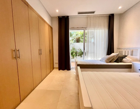 Ground Floor Apartment for sale in Alcazaba Beach, Estepona East