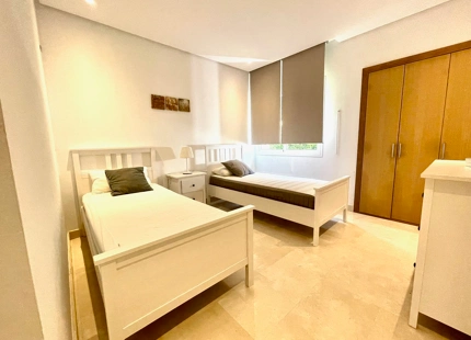 Apartamento Planta Baja en venta en Alcazaba Beach, Estepona Este