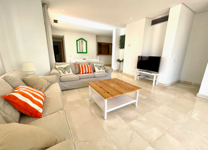 Apartamento Planta Baja en venta en Alcazaba Beach, Estepona Este