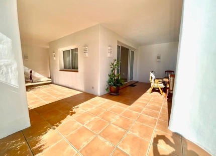 Apartamento Planta Baja en venta en Alcazaba Beach, Estepona Este