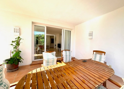Apartamento Planta Baja en venta en Alcazaba Beach, Estepona Este