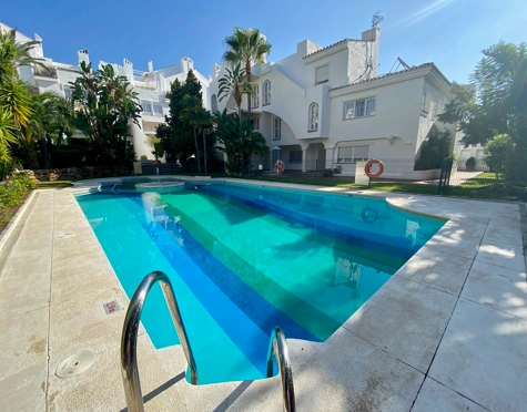Apartment for sale in Nagüeles, Marbella Golden Mile
