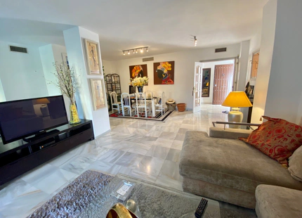 Spacious Five-Bedroom Apartment in Nagüeles, Marbella Golden Mile
