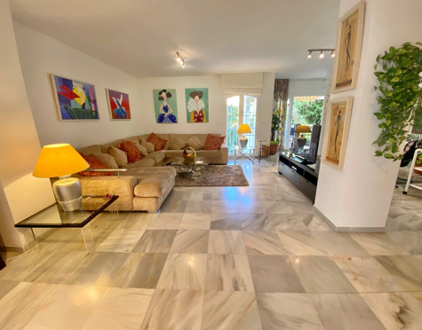 Apartment for sale in Nagüeles, Marbella Golden Mile