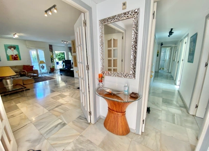 Spacious Five-Bedroom Apartment in Nagüeles, Marbella Golden Mile